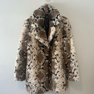 Angie Faux Fur Teddy Jacket in Cream and Black